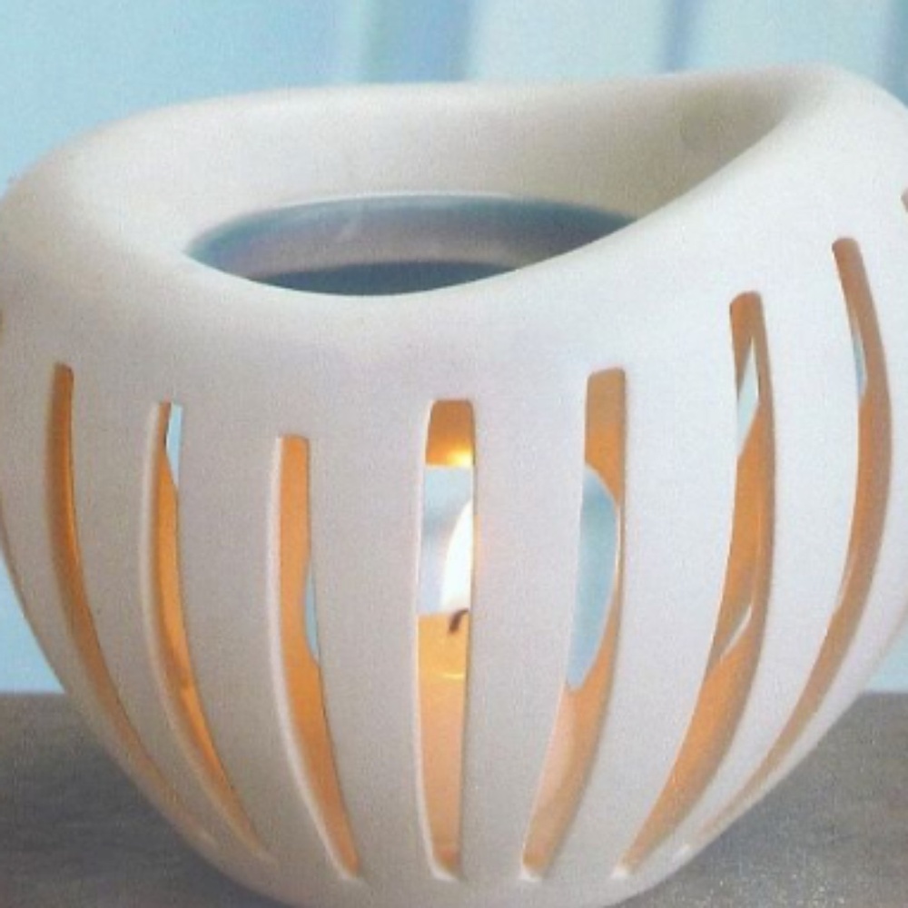 Fine Porcelain White Matte Contemporary / Modern Tart  Melt Warmer Burner
